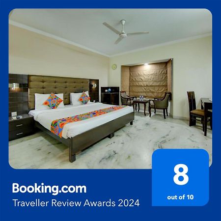 Fabhotel Staywell คูร์เคาน์ ภายนอก รูปภาพ