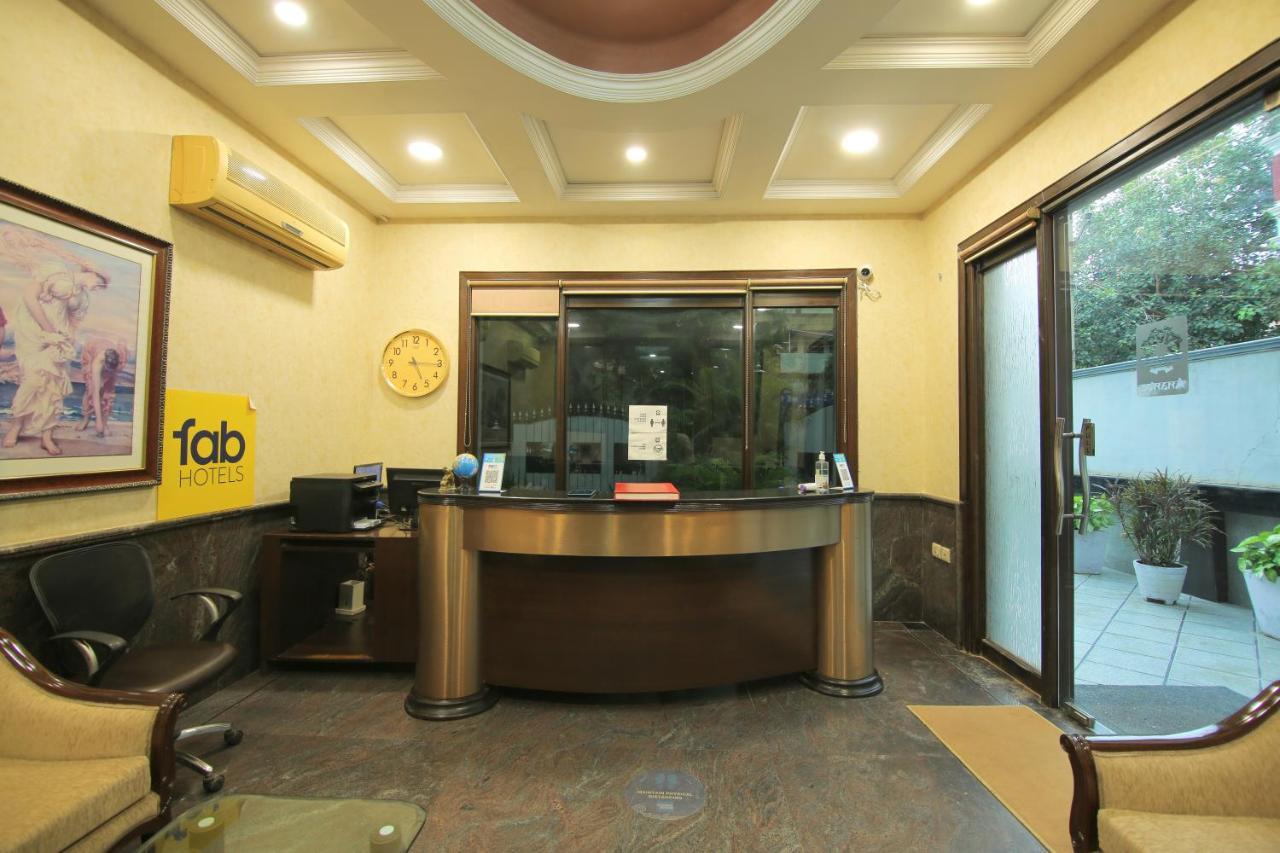 Fabhotel Staywell คูร์เคาน์ ภายนอก รูปภาพ