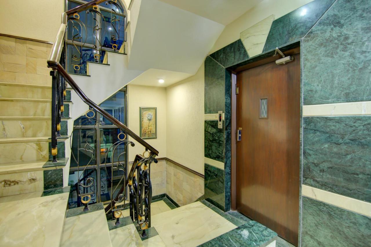 Fabhotel Staywell คูร์เคาน์ ภายนอก รูปภาพ